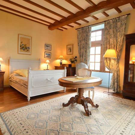 Magnificent Holiday Home With Pool Saint-Paul-du-Bois Buitenkant foto