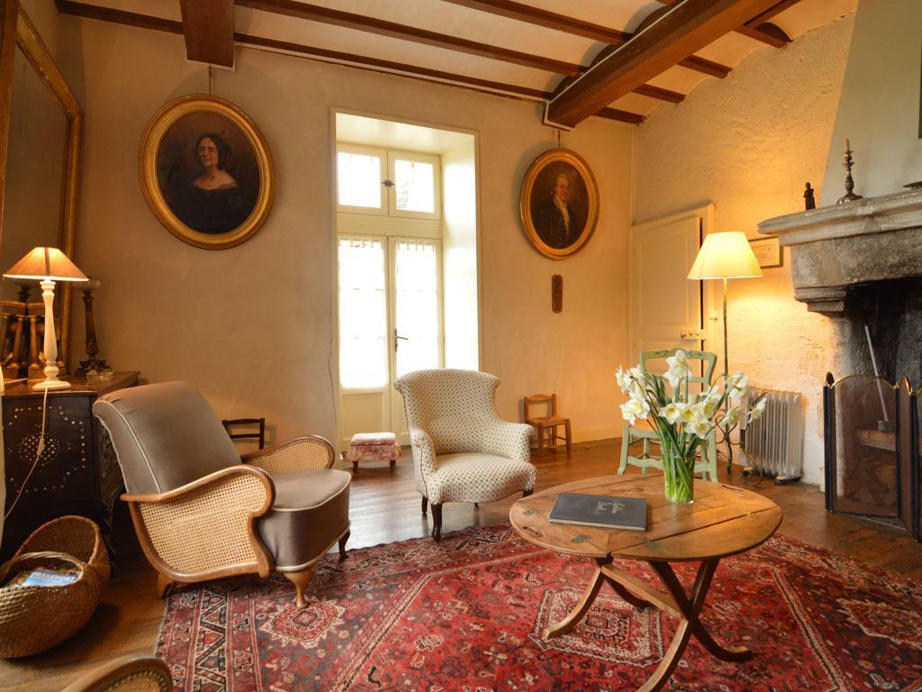 Magnificent Holiday Home With Pool Saint-Paul-du-Bois Buitenkant foto